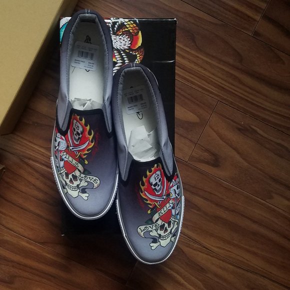 Ed Hardy Other - NWT Ed Hardy Ombre Skull-Print Slip-On Sneakers, size 11.